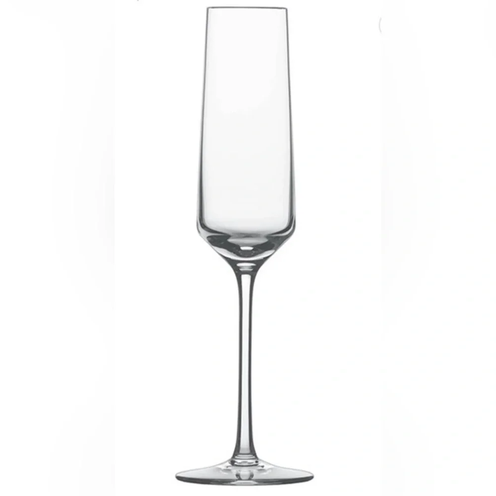 Schott Zwiesel champagne flute like new, marked great replacement!